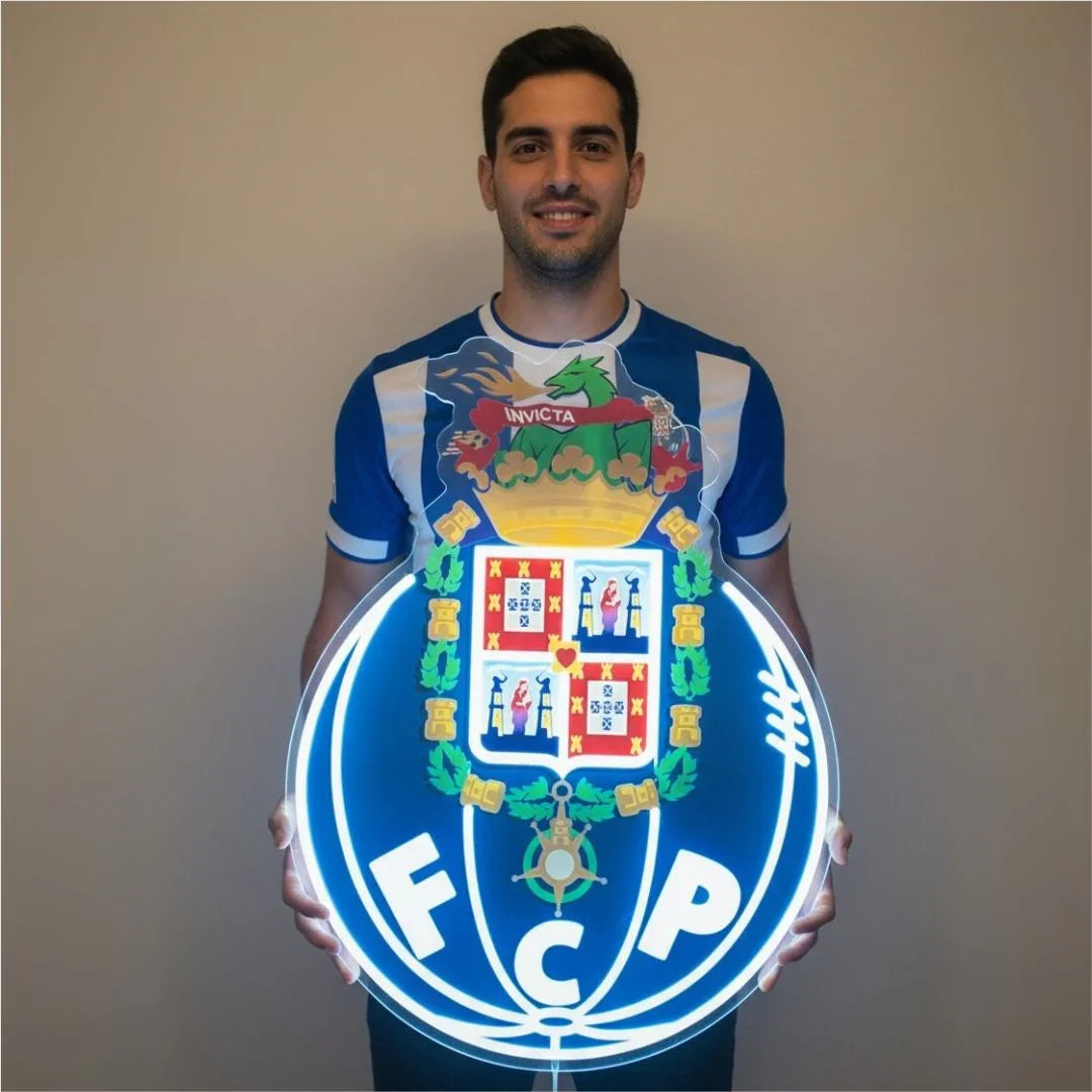 FC Porto Club Emblem LED Neon Sign – 3D Letters & Seamless Faux Neon