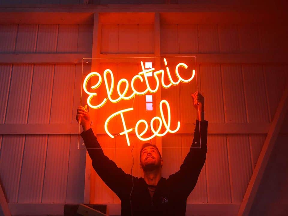 12 Surprising Benefits Of Custom Neon Signs For Businesses - Neonific